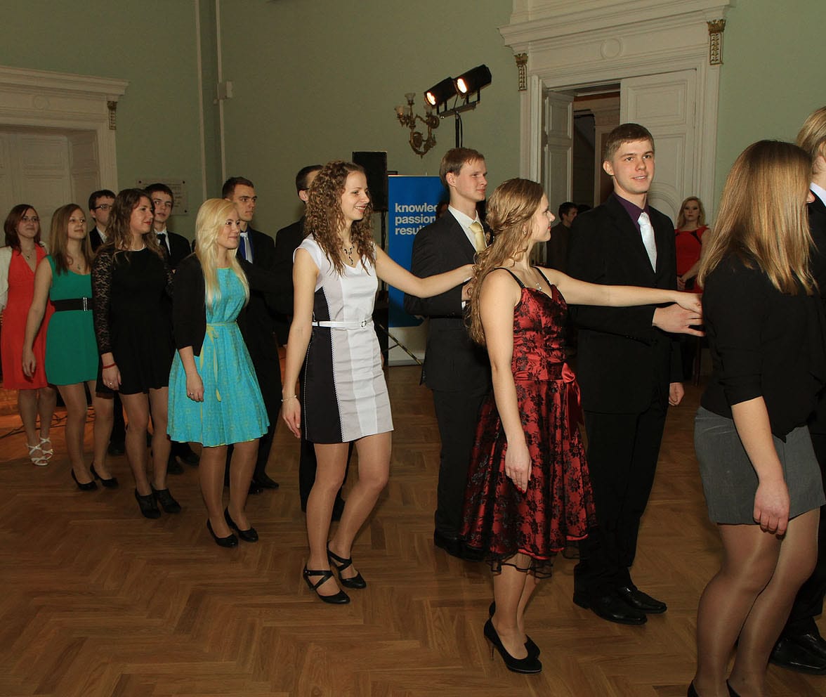 Dejo polonēzi Latvijas Programmētāju dienā!